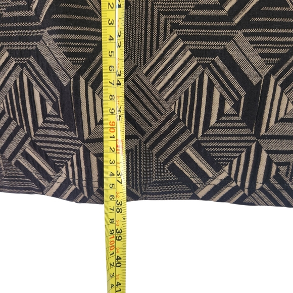 Sharagano Black and Tan Bodycon Geometric Midi Dress Size 10 - Picture 8 of 11